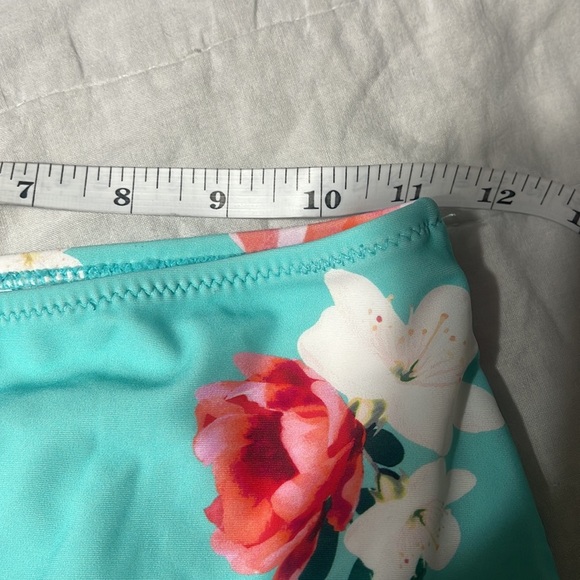 NWT women’s floral swim bottom S - Picture 3 of 4